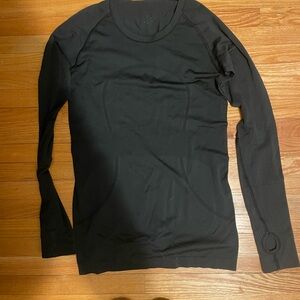 Lululemon black long Sleeve Top size 2